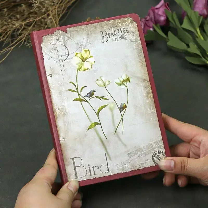 Vintage retro Undated Journal I Aesthetic Retro Edition with thick pages