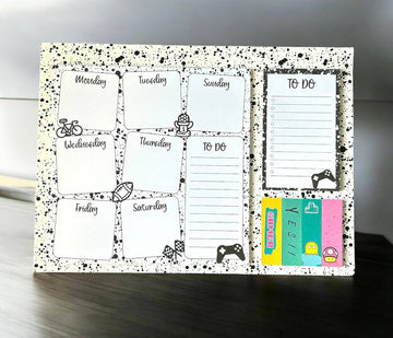 Everyday Planner with Post it notes for 30 Days I To-Do-List Journal for 2025