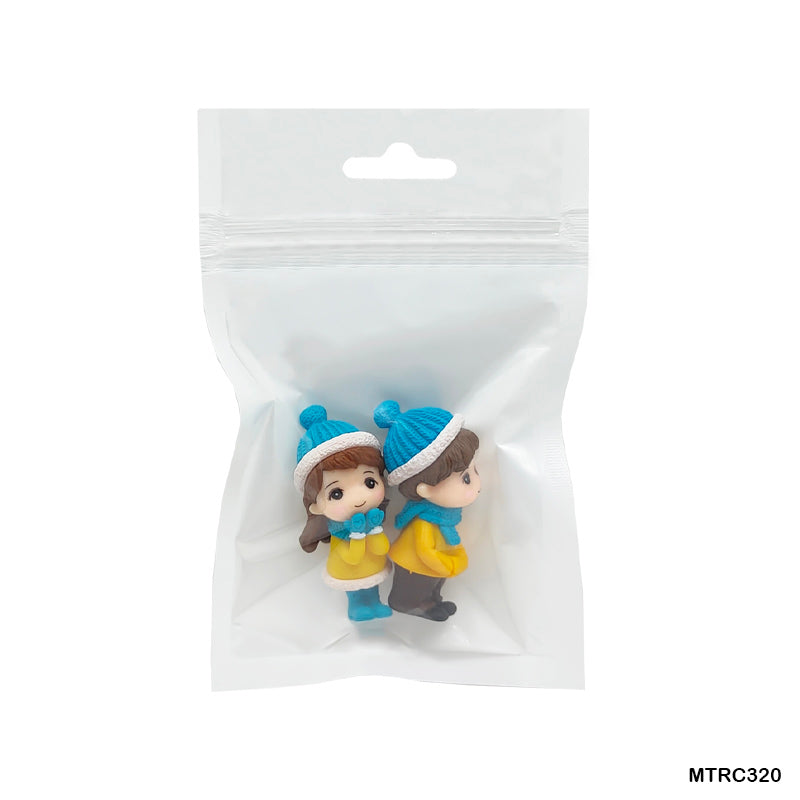 Miniature Model Couple Figurine Set - 1 Set (Design 3)