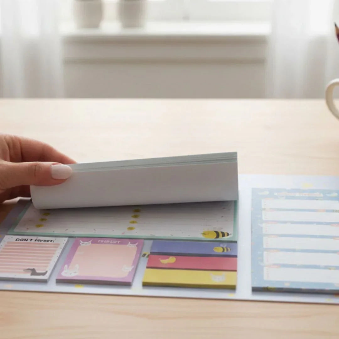 Cute Panda Weekly Planner Pad with Sticky Notes (26.5×18.8cm)