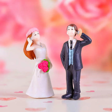 Miniatures Models Couple 2Pcs (Pack of 1)