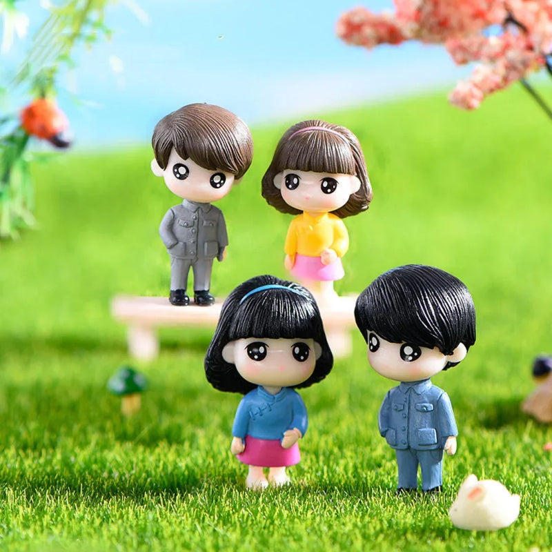 Miniatures Models  Mini Couple Cute Boy & Girl (2pcs) Pack of 1