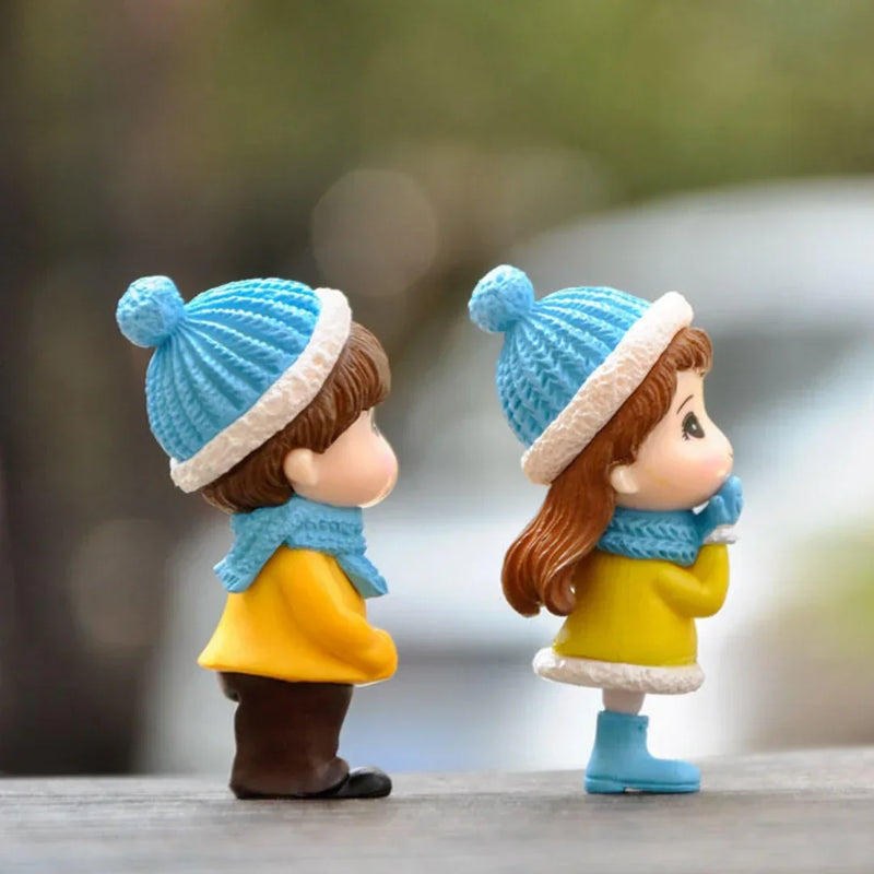 Miniatures Winter Style Boy & Girl (2pc) Pack of 1