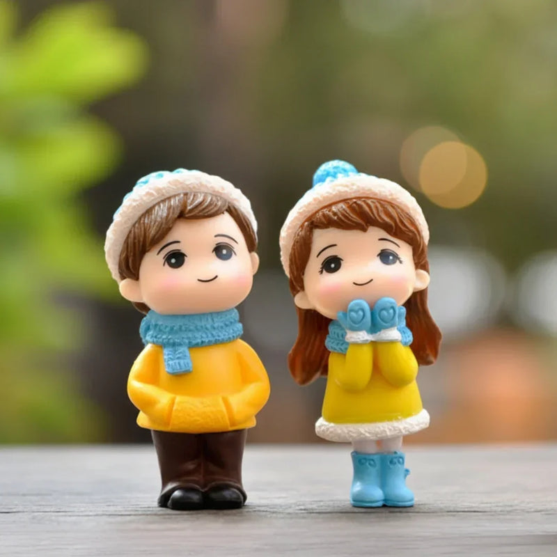 Miniatures Winter Style Boy & Girl (2pc) Pack of 1
