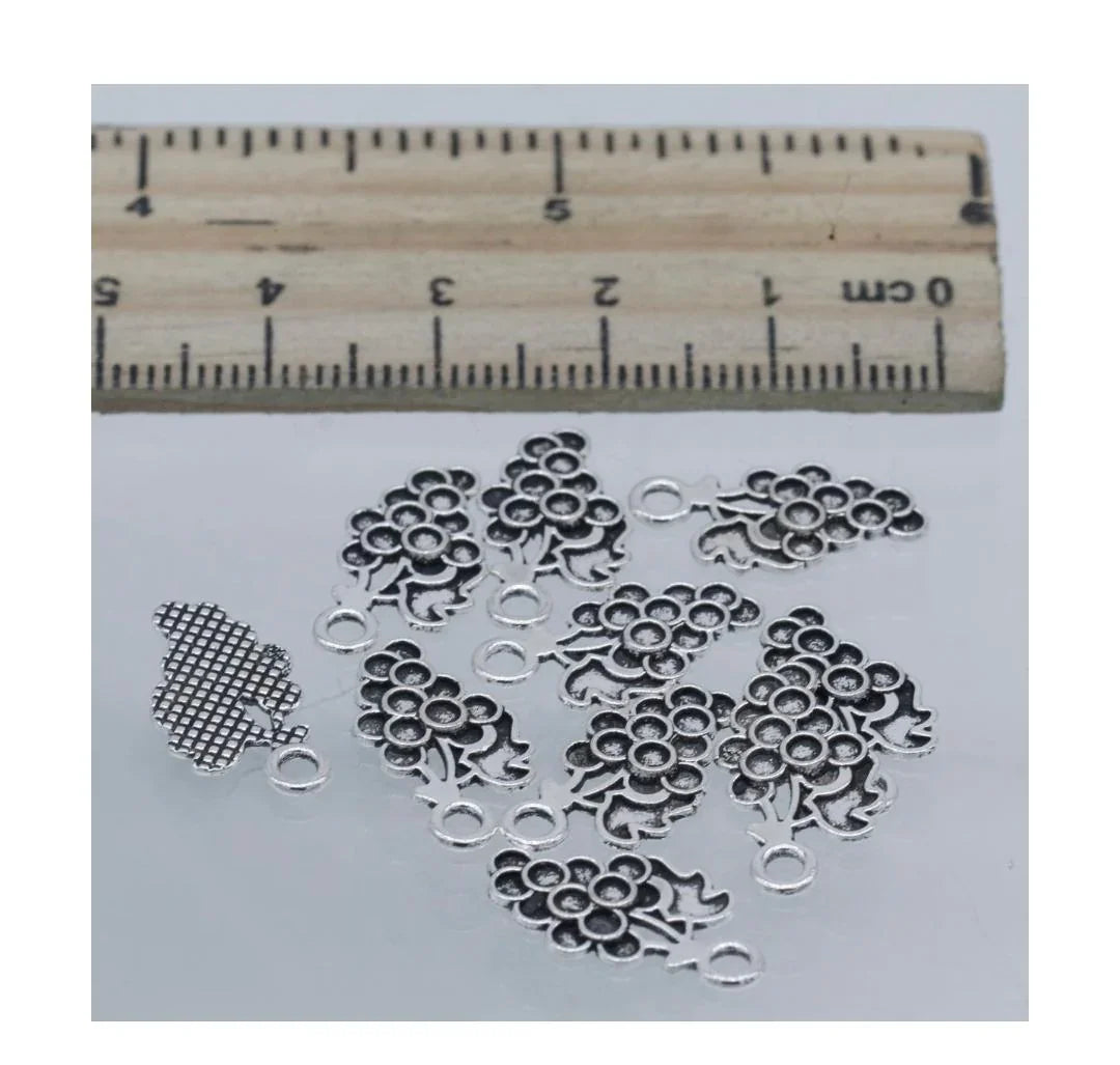 Antique Metal Grapes Charms (10 Pcs) | MC‑3716