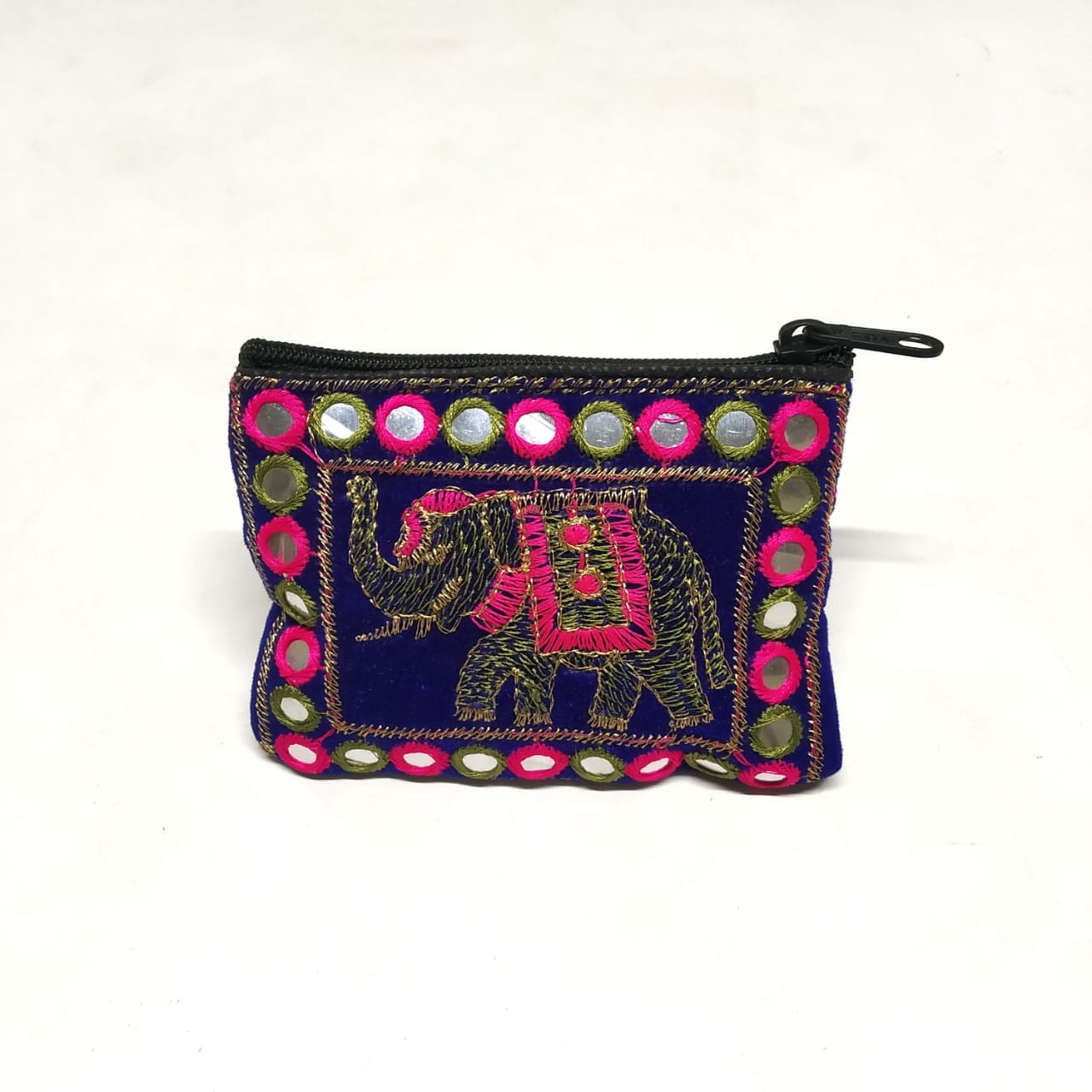 Wedding Embroidered Ladies Bridal Clutch Bag at Rs 60/piece in Mumbai | ID:  21025620373