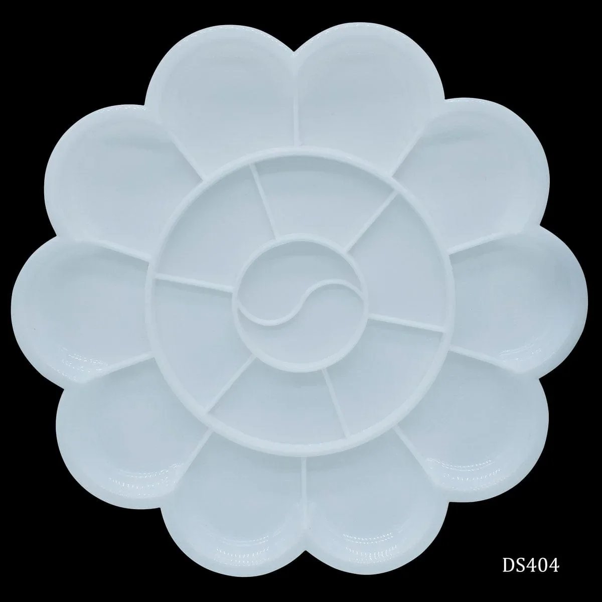 Add a Touch of Artistry with Our Round Flower Medium Colour Mixing Plate DS404