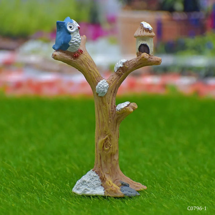 Owl With Tree Miniature Model