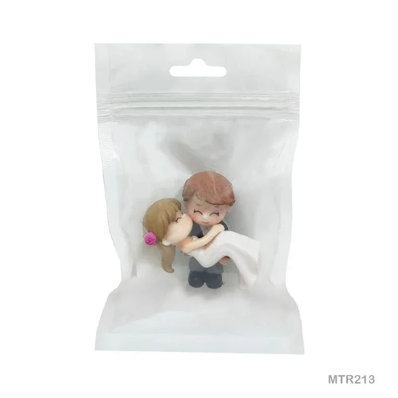 MG Traders Miniature Miniature Model Mtrc213 1 Set Of Couple