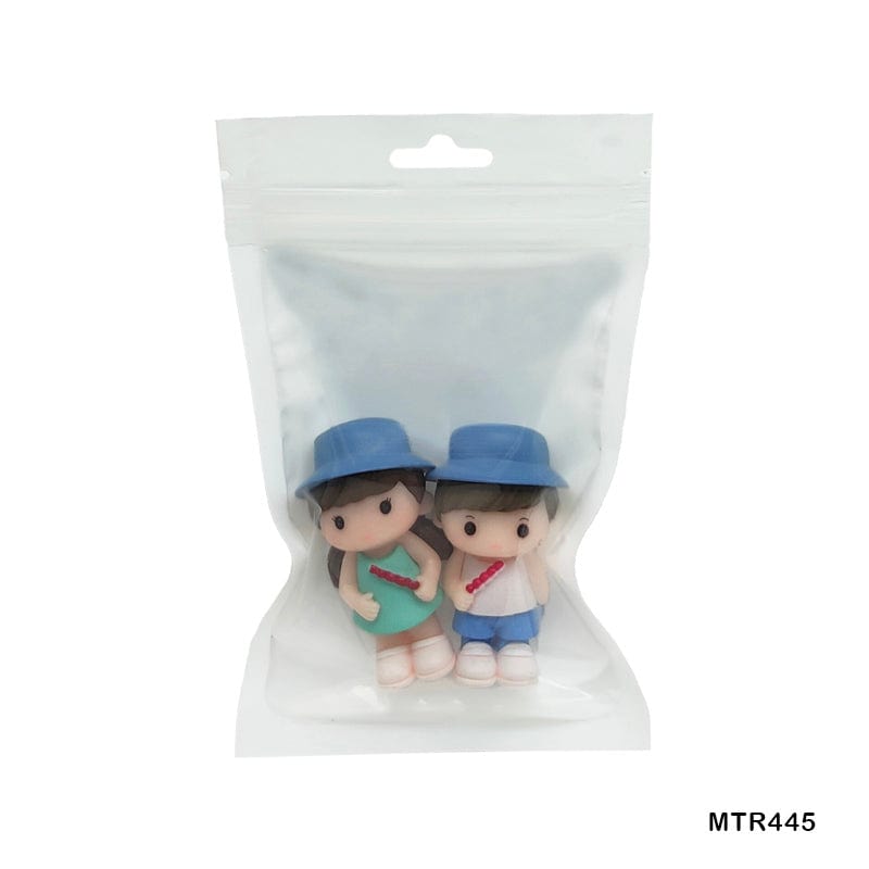 MG Traders Miniature Miniature Model Mtrc445 (1 Set Couple)