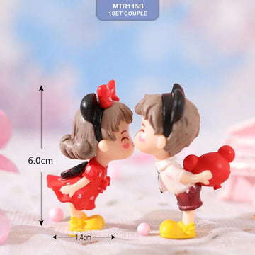 MG Traders Miniature Miniature Model Mtrc115B 1 Set Couple