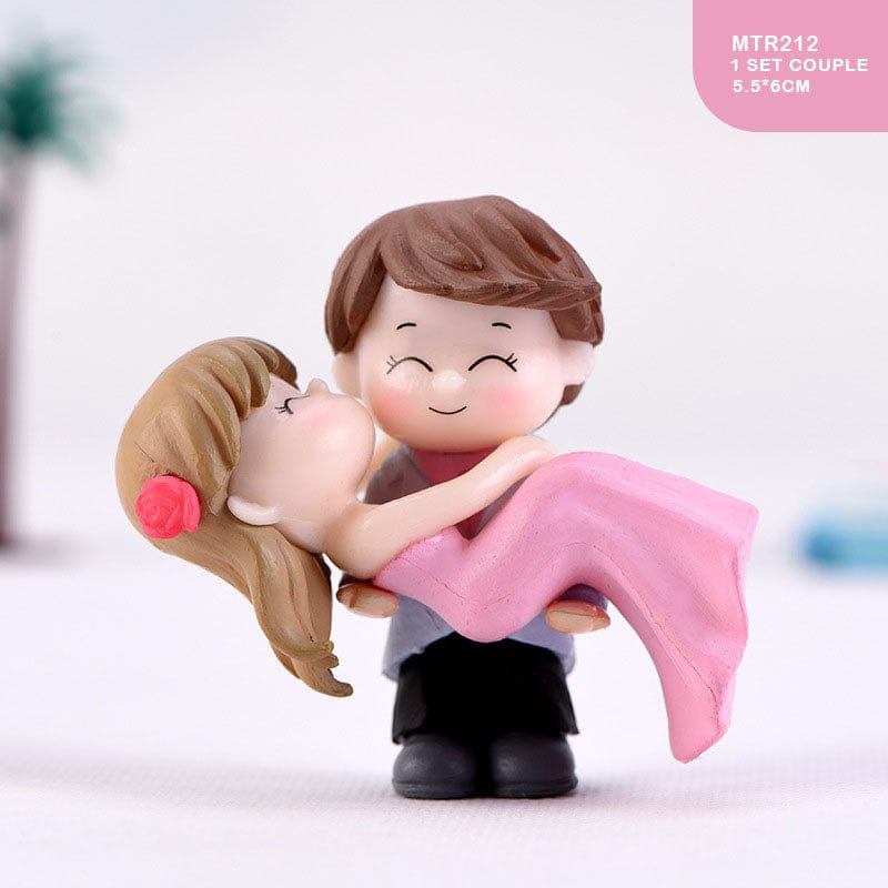 MG Traders Miniature Miniature Model Mtrc212 1 Set Of Couple