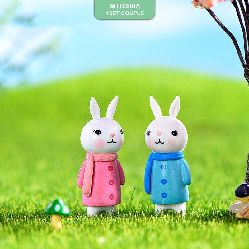 MG Traders Miniature Miniature Model Mtrc380A 1Set Couple