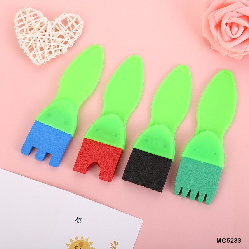 MG Traders Pack Brush 4Pc Foam Brush Kids Design (Mg5233)  (Contain 1 Unit)