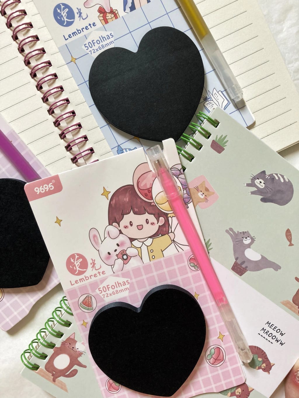 RUSHABH NOVELTY Black heart shaped charcoal Sticky Notes with Neon pen  | Waterproof sticky Notes | 50 Sheets | Assorted Color
