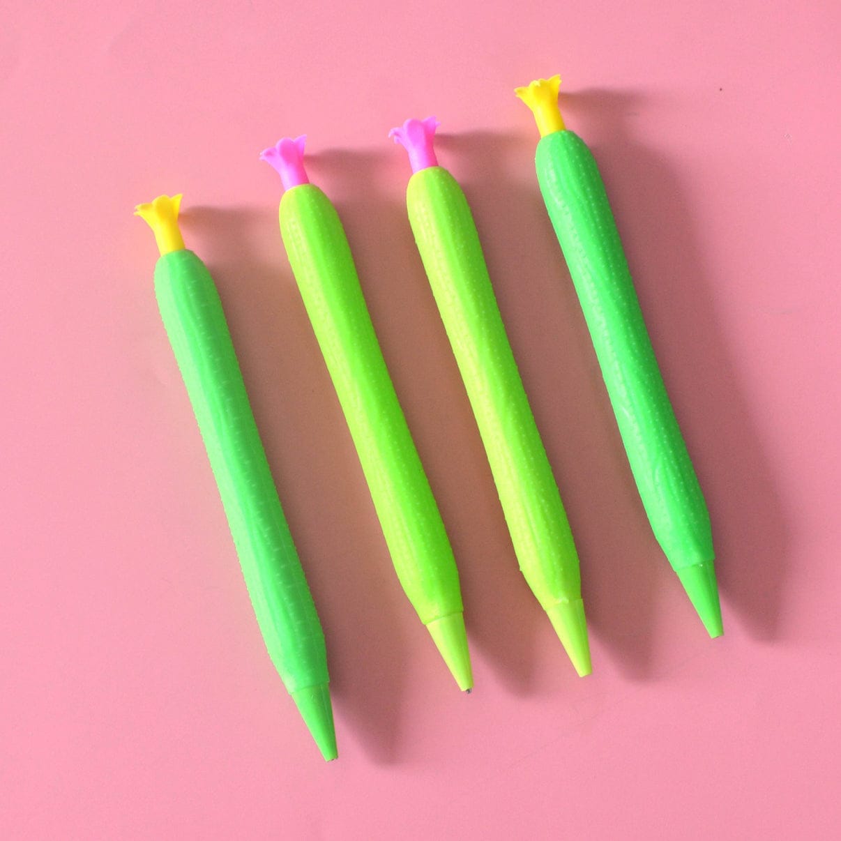 Sun international Cute Cucumber shaped mechanical pencil (pack of 1)0.5mm