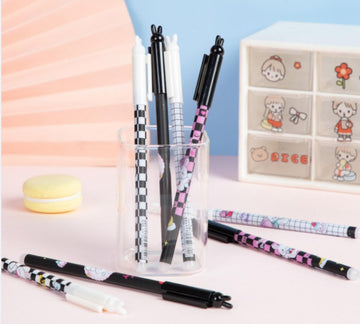 Erasable Gel Pens printed with checked designs | Journal Pens